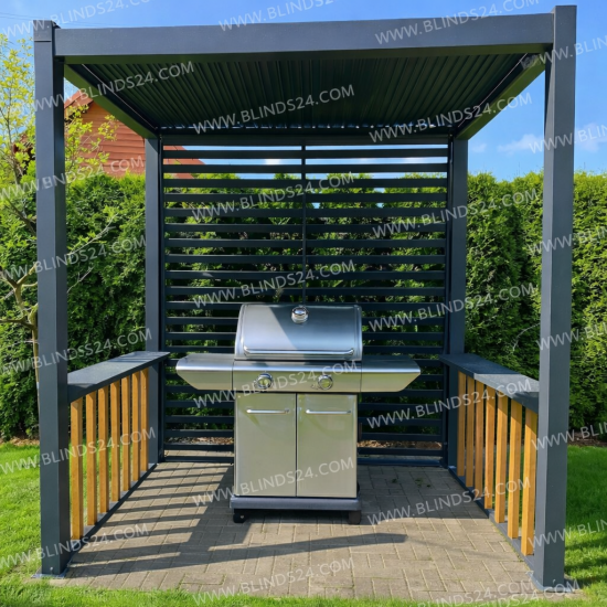 SUNDRUX GRILL — alumīnija pergola grila zonai ar grozāmām lamelēm, iebūvētām sānu darba virsmām un aizsargājošu aizmugurējo lamelu sienu